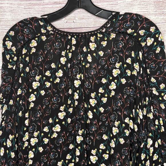Jessica Simpson Floral Crinkle Fabric Crochet Lace Long Sleeve Top Size 3XL Plus - Picture 10 of 16
